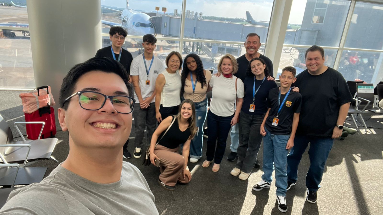 O Sonho Começou! Delegação do "De Assaí pro Mundo" já está pronta para o embarque em Viracopos!